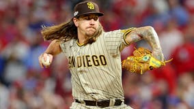 White Sox finalize $12 million, 1-year deal with Clevinger