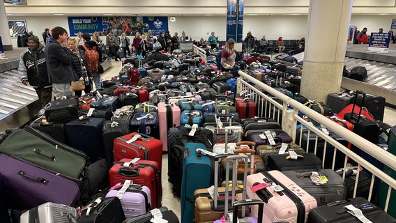 'I did call 62 times': Passengers at Midway frustrated after Southwest cancels hundreds of flights