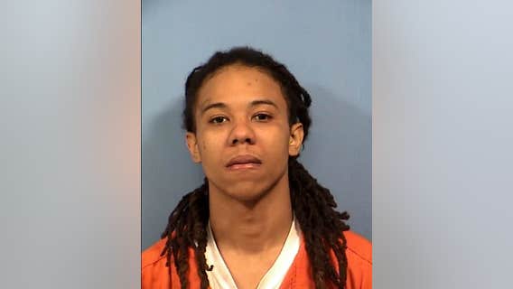 Cook County man sentenced to 34 years for robbing gas station at gunpoint, carjacking man in Addison