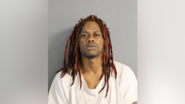 Chicago man charged with robbing woman in South Austin