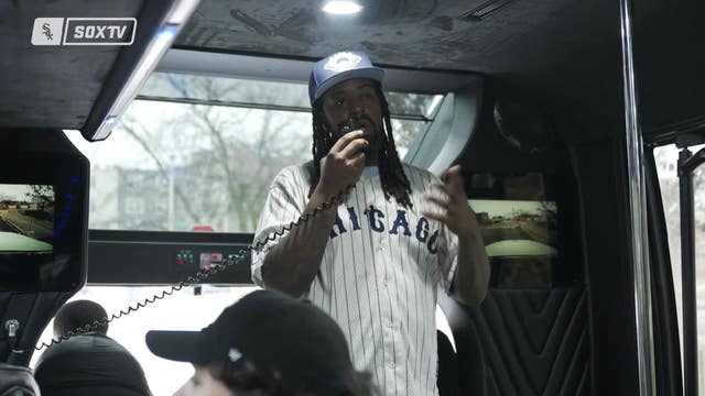 Chicago historian Shermann Dilla Thomas leads Black baseball bus tour for Sox's Amateur City Elite players