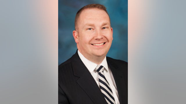 Illinois crime bill negotiator Sen. Scott Bennett dies at 45