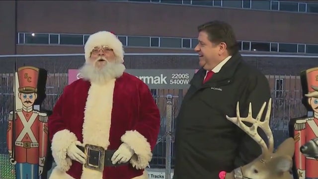 Pritzker takes a ride on the CTA Holiday Train