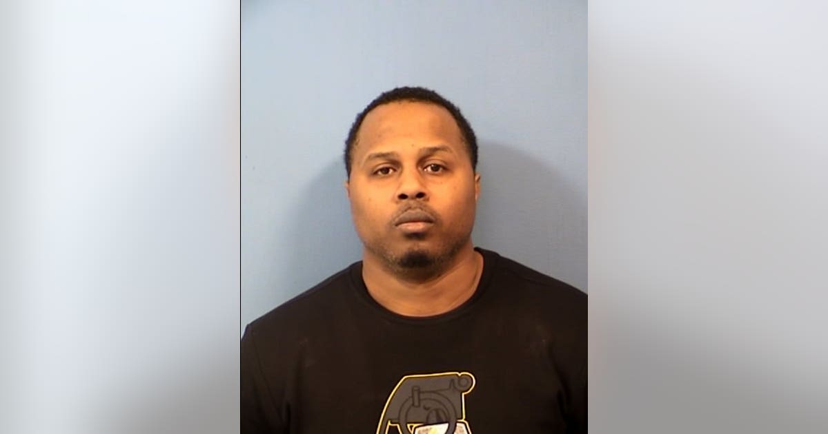 Bond denied for Cook County man charged with firing machine gun in ...
