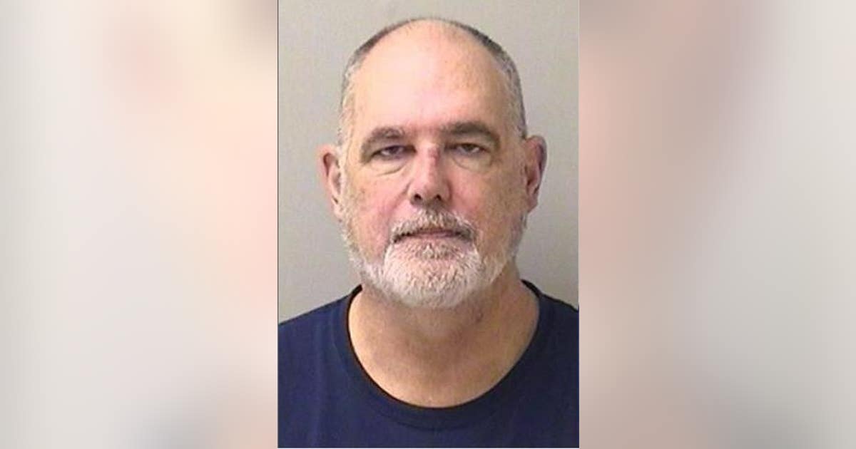 Elgin man charged with possessing child porn | FOX 32 Chicago