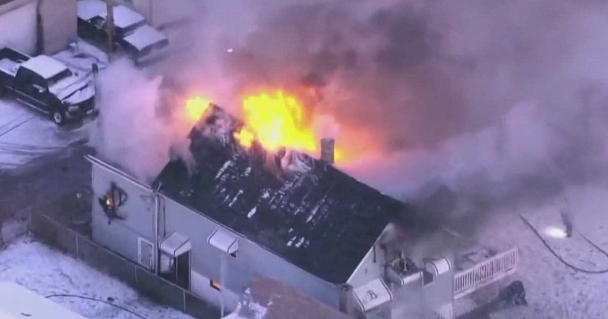 Fire rips through home in south suburban Chicago leaving 2 injured ...