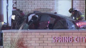 Vehicle stolen from Chicago crashes into Waukesha building during police chase