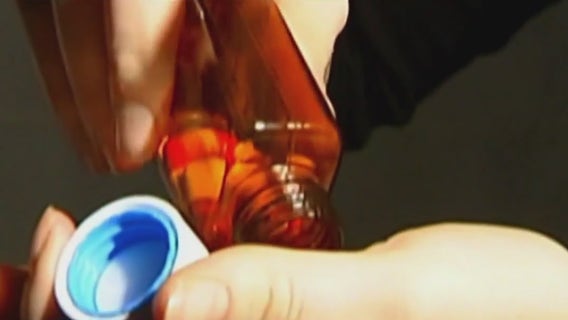 Opioid overdose deaths continue to break records in Cook County