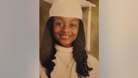 Nevae Fleming: Chicago police looking for missing 14-year-old girl