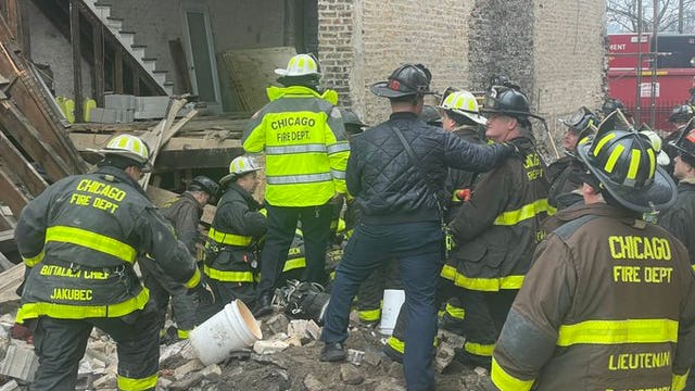 Worker dies after Chicago building partially collapses in Bronzeville