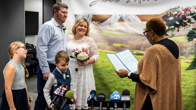 Longtime couple weds in Cook County's first-of-the-year ceremony
