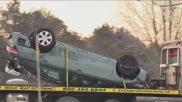 Driver dies after car goes into Aurora pond