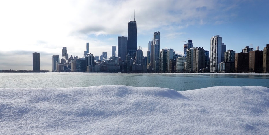 Chicago weather: Snow makes brief appearance ahead of Sunday warmup