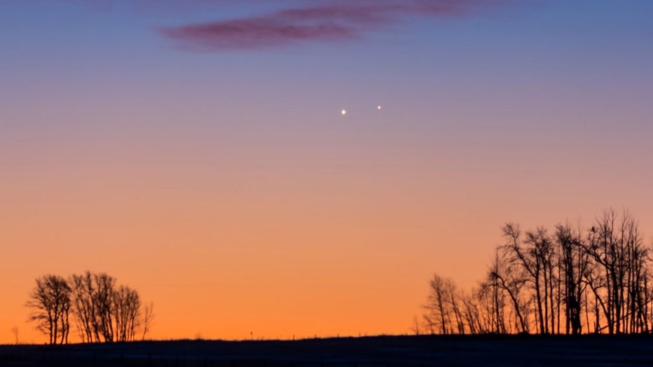 Venus-Jupiter-conjunction.jpg