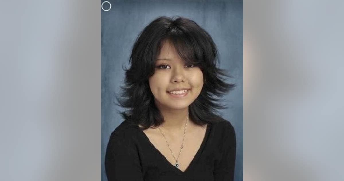 Chicago police search for 14-year-old girl reported missing from West ...