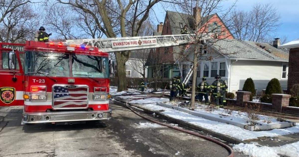 9 people and 1 dog homeless after fire in Evanston | FOX 32 Chicago
