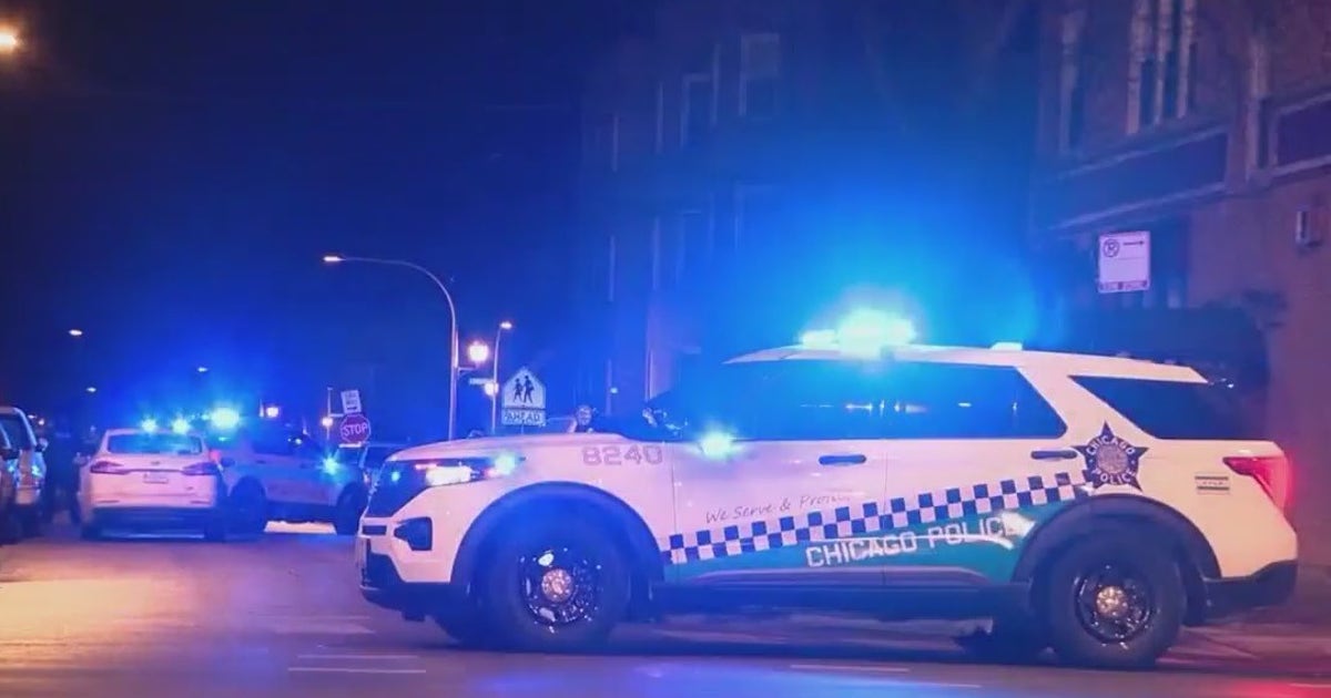 Woman in critical condition after being shot in Chicago Lawn | FOX 32 ...