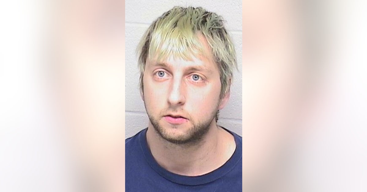 Lake County man arrested on child grooming charges | FOX 32 Chicago