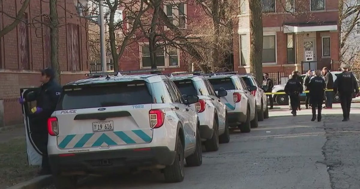 Man shot by Chicago police in North Lawndale charged | FOX 32 Chicago