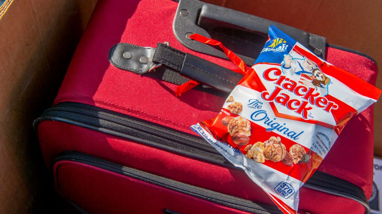 COMD☆CRACKER BAG On this day in history, Feb. 19, 1912, Cracker Jack's 'prize