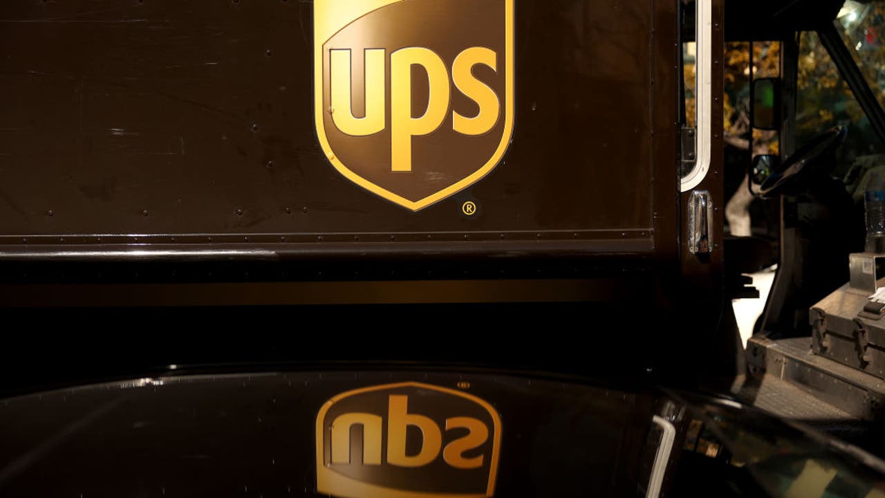 快递公司UPS计划在节日期间前雇佣3,500名员工在芝加哥地区
