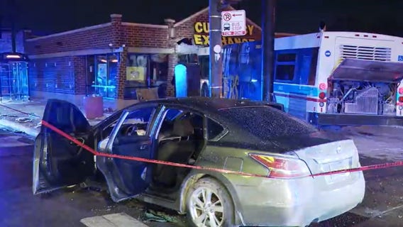 4 injured after vehicle blows red light, strikes Chicago CTA bus in Roseland