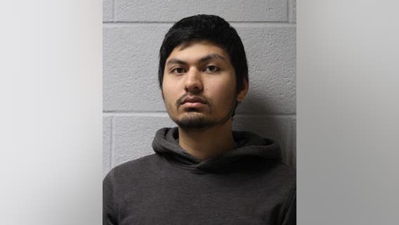 Man charged with trying to kidnap Glenview girl after she got off school bus: police