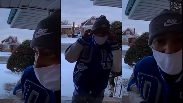 Man wanted for carjacking victim at gunpoint on Chicago's Southwest Side