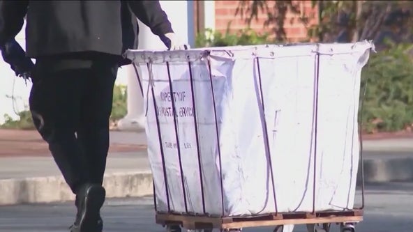 Activists demand more protections for Chicago postal workers after recent attacks