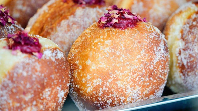 What is Paczki Day? 25 Chicago bakeries serving the Fat Tuesday treat
