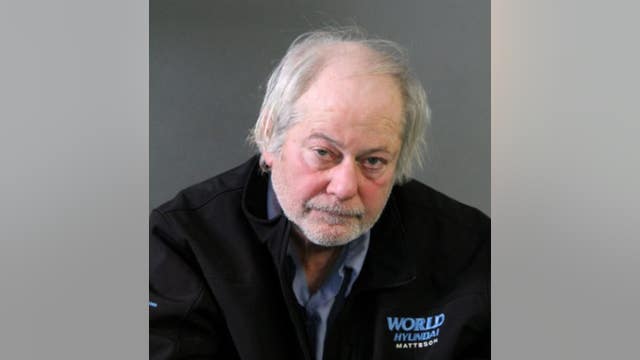 Man arrested for stabbing someone on CTA train in Chicago's Garfield Ridge neighborhood