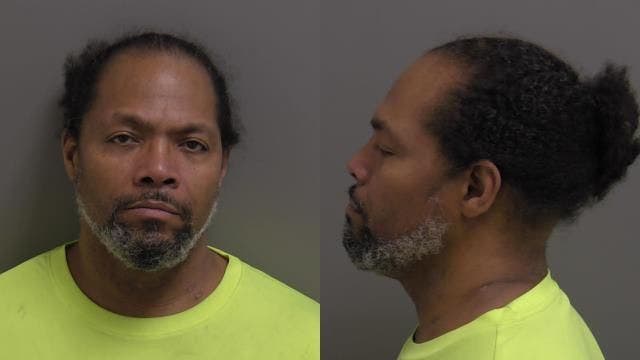 Chicago man, 62, robbed Orland Park gas station at gunpoint: police