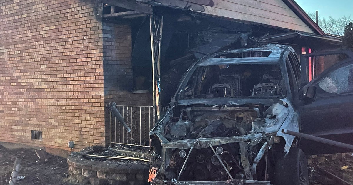 Stolen car crashes into another vehicle in West Pullman causing it to ...