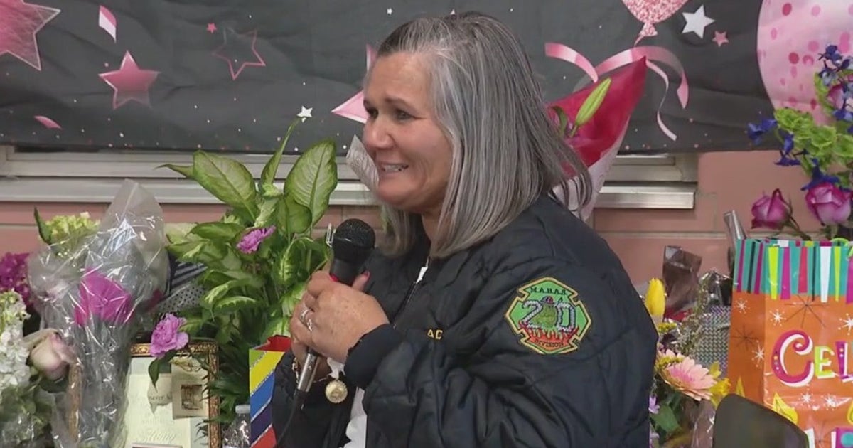 One of the first female fire chiefs in Illinois retiring after 20 years ...