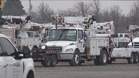 ComEd prepares for potential outages in Chicago area ahead of winter weather