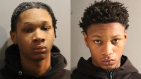 Pair charged with robbing woman, teen girl at gunpoint on Chicago's South Side