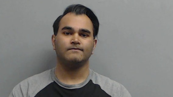 Police: Illinois man had communication, contact with several juveniles that was 'sexual in nature'