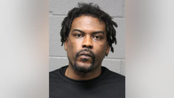 Chicago man charged with restraining, strangling and robbing woman in Bronzeville