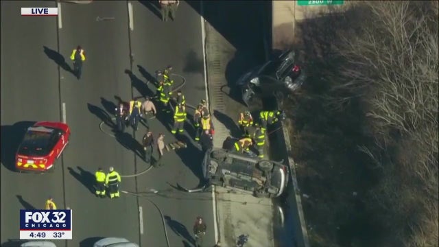 Child among 3 injured in rollover crash on Chicago's I-290