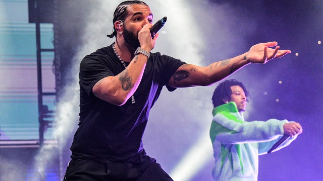 Drake announces 2-night Chicago stand as part of 'It's All a Blur' tour