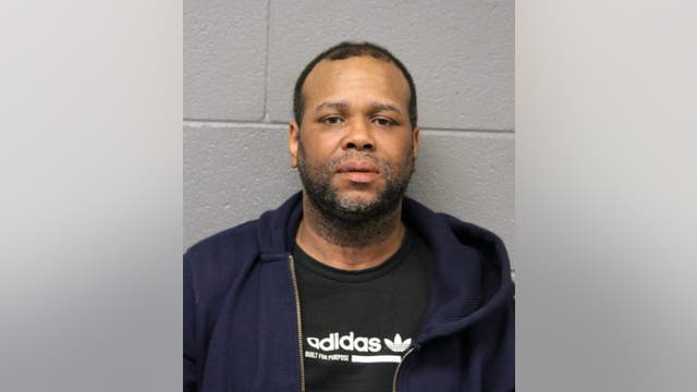 Chicago man charged with attacking, threatening girl on Loop CTA platform