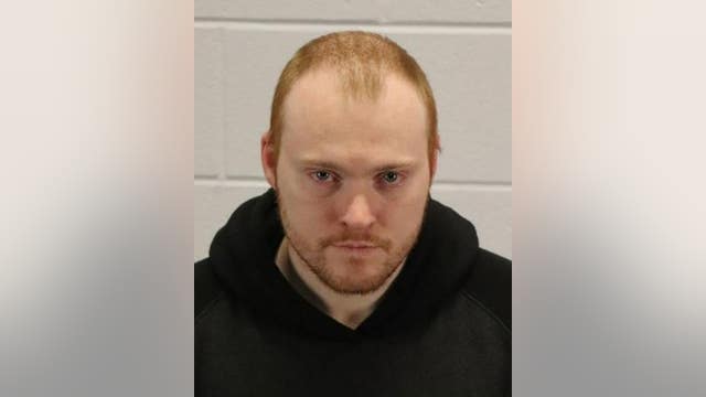 Montgomery man charged in Aurora liquor store stabbing