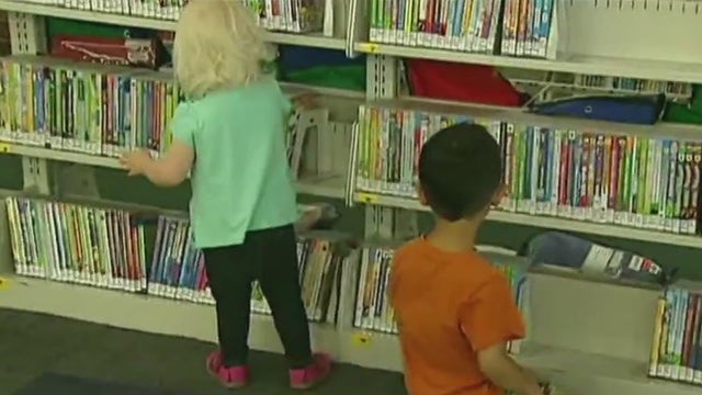 Illinois lawmakers pass bill mandating anti-book banning policy for state-funded libraries