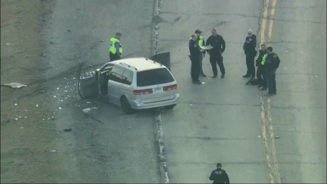 West Chicago 2-vehicle crash: Injuries reported on Fabyan Parkway