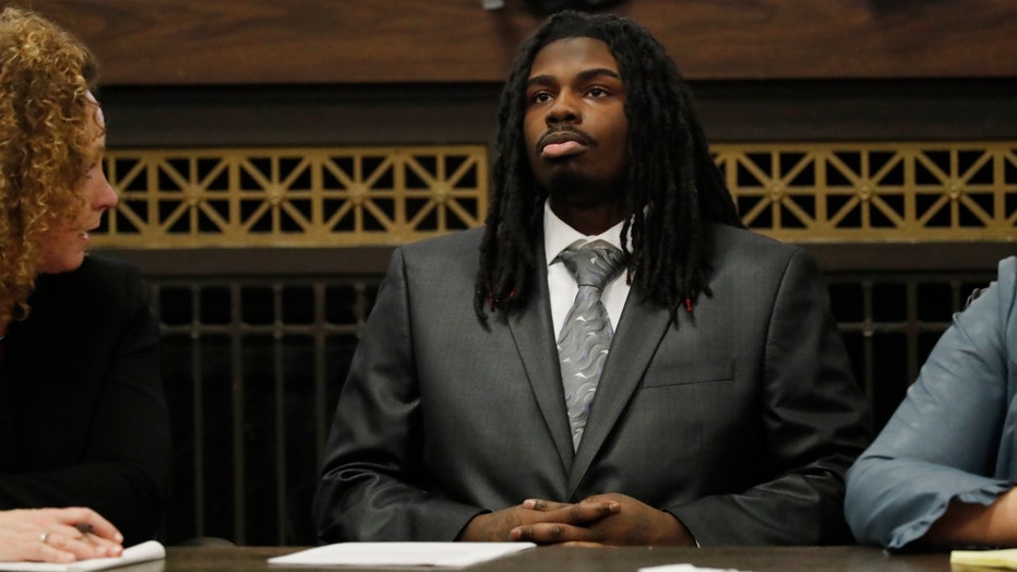 Officers recount suspects' arrests in Hadiya Pendleton slaying
