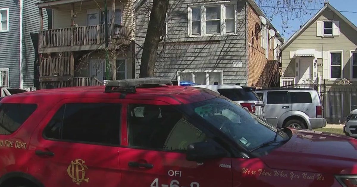 Man dead after fire erupts in South Side residence | FOX 32 Chicago