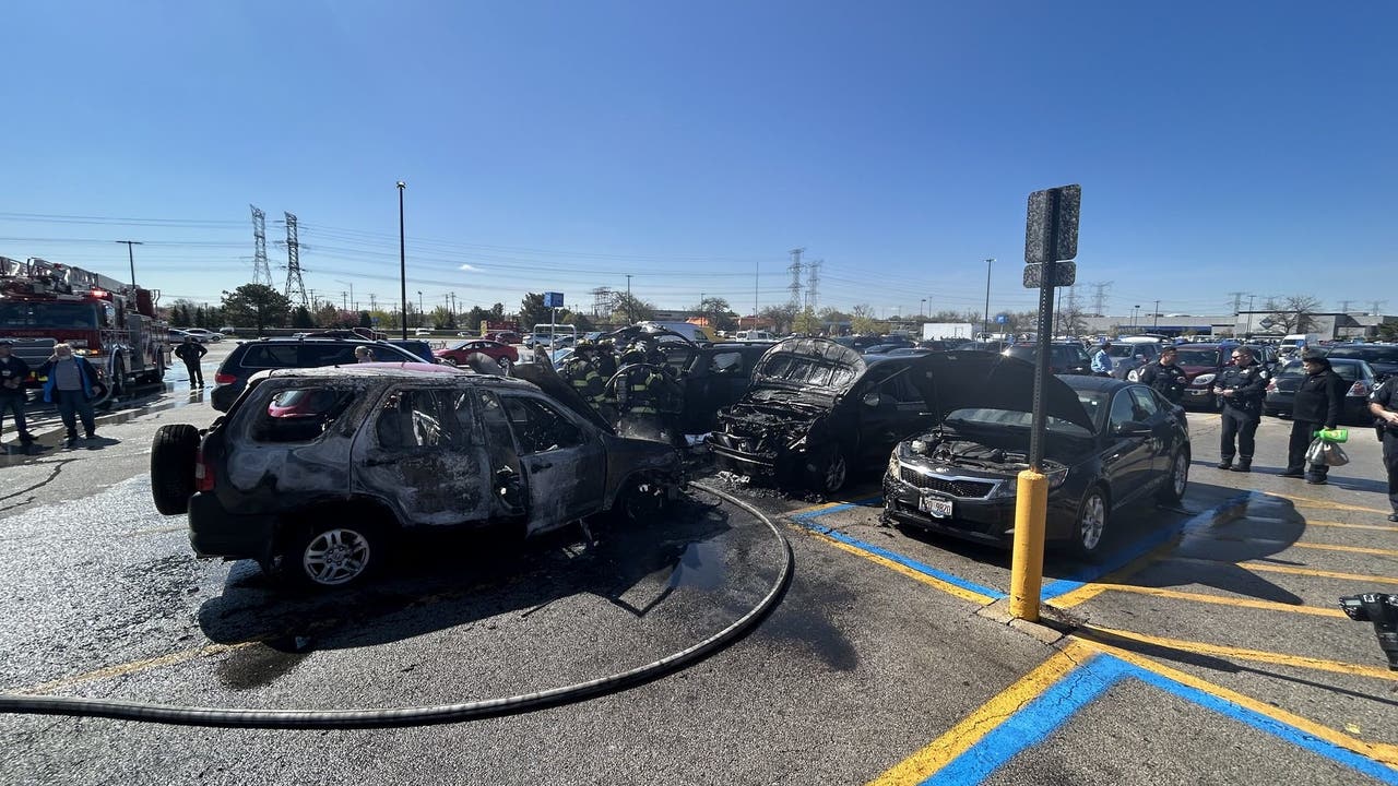 Several Cars Catch Fire In Suburban Walmart Parking Lot | FOX 32 Chicago