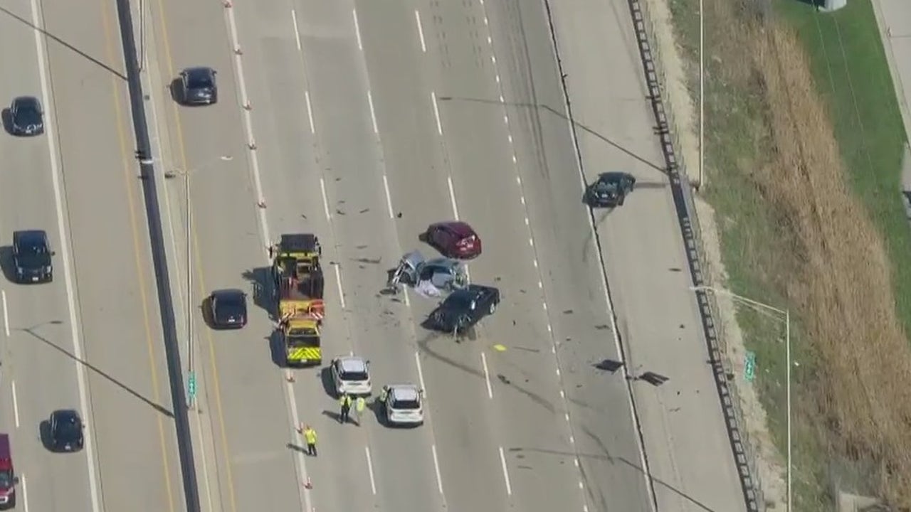 1 Dead In Multi-vehicle Crash In Cook County, 3 Others Injured | FOX 32 ...