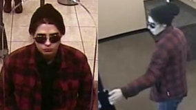 Uptown bank robbery: FBI seeks suspect who hit Chase Bank