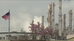 1 dead, 1 injured in explosion at chemical plant in Lemont